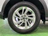 純正アルミホイールで足元バッチリ