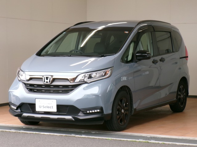 フリード+ 1.5 ハイブリッド クロスター ブラックスタイル 