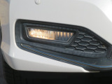 さらに明るく夜間走行も安心!フォグランプ装備!
