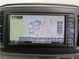 ナビを装備。タッチパネル式で使いやすく、お出かけもラクラクです。