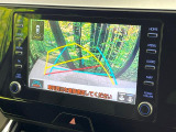 【バックカメラ】駐車時に後方がリアルタイム映像で確認できます。大型商業施設や立体駐車場での駐車時や、夜間のバック時に大活躍!運転スキルに関わらず、今や必須となった装備のひとつです!