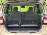 普段のお買い物や通勤、送迎等に十分な荷室スペースを確保しております。セカンドシートを倒すと、大きな荷物の積載も可能です♪