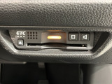 いまや快適なカーライフに欠かせないETCが付いています。