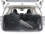 広々としたラゲージスペース!後席を倒すとさらに広く使えます。