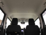 天井も綺麗です☆私は中古車を見るときに天井を良く見るようにしています☆ここが綺麗な車は車内が綺麗なことが多いです☆