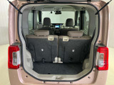 【ラゲッジスペース】開口部が大きいので、荷物の積み降ろしもラクに行えます★