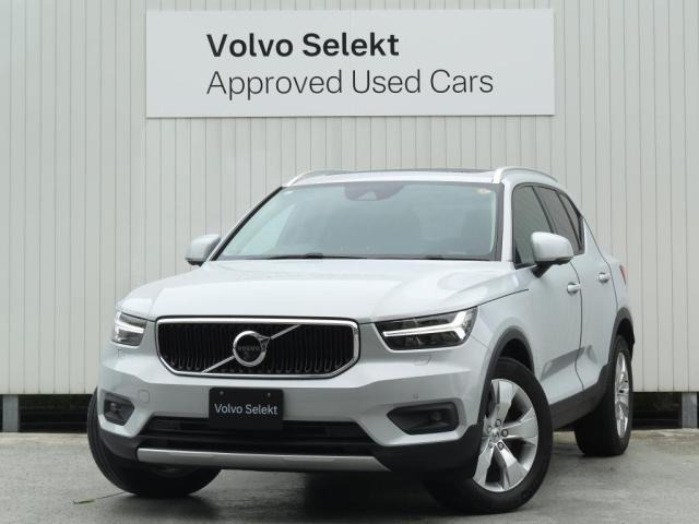 XC40 B4 AWD モメンタム 4WD 