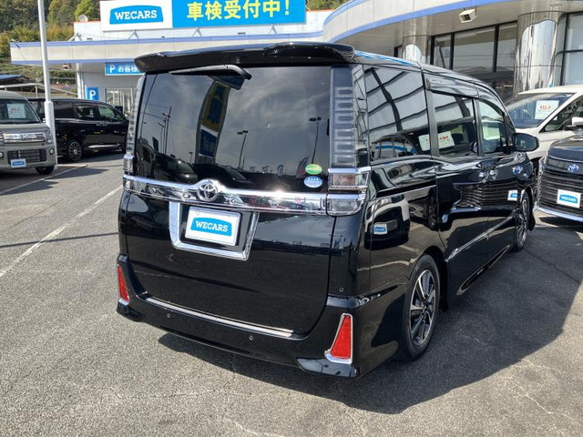トヨタ ヴォクシー 2.0 ZS 煌II の中古車詳細 (46,200km, ブラック