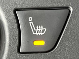 【シートヒーター】寒い日に重宝するシートヒーター!エアコンより早く温まってくれるので寒がりの人も安心ですね♪エアコンの温風は乾燥するから苦手、という方にもをおすすめです。