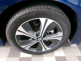 オシャレなアルミホイール♪ ドライブも楽しくなります☆