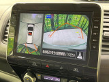 【アラウンドビューモニター】専用のカメラにより、上から見下ろしたような視点で360度クルマの周囲を確認することができます☆死角部分も確認しやすく、狭い場所での切り返しや駐車もスムーズに行えます。