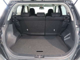 広々としたラゲージスペースを備えています。大きなものや長さのある荷物もしっかりと積み込めます。