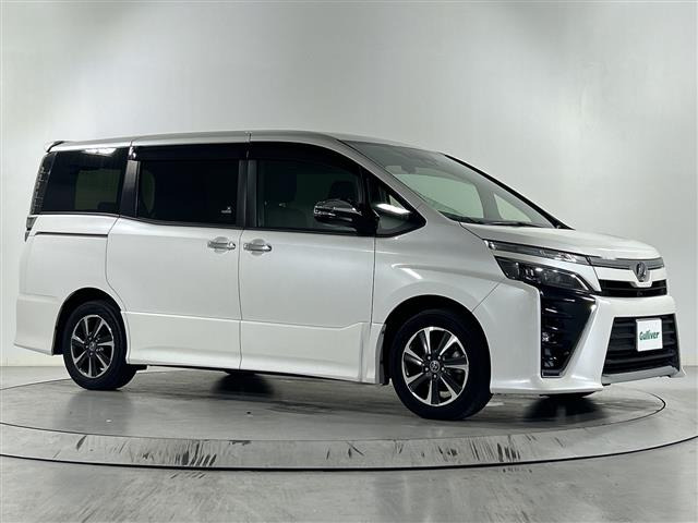 ヴォクシー 2.0 ZS 煌 修復歴無し