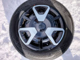 23年式15インチサマータイヤには純正ホイールカバーが付いています♪