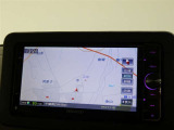 Bluetooth機能搭載の7インチナビです。TVも視聴できてナビの設定もタッチパネル式なので簡単に操作できます。