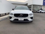 V60 ウルトラ T6  AWD プラグインハイブリッド 4WD 