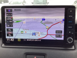 純正メモリーナビ フルセグTV視聴出来ますのでドライブも楽しいですね♪
