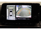 【全周囲カメラ】車両の周辺360度を見渡すことができ、死角をなくせます。
