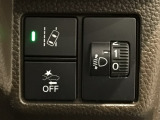 ホンダが推し進める総合先進安全装備のセンシング搭載! 衝突や斜線はみだしなどの危険が予測される時、センサーが警告。ヒューマンエラーを高度先進技術が補完してくれます。