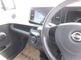 操作しやすい運転席廻り!操作パネルも使いやすい!!ドライブが楽しくなりますっ