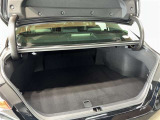 トランクルームは、ゴルフ道具や旅行カバンなどをゆったり積み込めるスペースを確保!