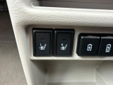 前席シートヒーター装備で寒いときの運転も快適☆
