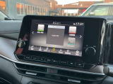 メーカーオプションの9インチワイドディスプレイナビはAppleCarPlay・AndroidAuto連携機能、USB・HDMI接続にも対応しております!