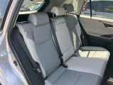 ゆとりある広々とした車内空間は、ドライブを始め買い物やレジャーなど、幅広く活躍します。一人でもみんなとでもお出かけを楽しみましょう!