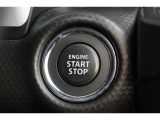 ■プッシュスタート■ 鍵を差し込まなくても、ボタン操作のみでエンジンをかけられます!スマートーキー同様、ちょっとしたことですが、あると便利な機能の一つですよ!