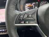 【ステアリングスイッチ】運転中に前方から目線をそらすことなくオーディオ等の操作が可能な便利機能!安心&快適なドライブを演出してくれます。