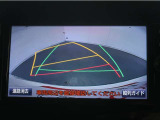 バックガイドモニターで、後方を確認しながら安心して駐車することが出来ます。運転初心者も熟練者も必須の機能ですよ!