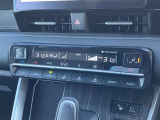 オートエアコン★温度を設定すれば車内を快適な温度に保ってくれます♪