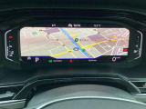 Volkswagen純正インフォティメントシステム SSDナビゲーション、AM/FM、ハンズフリー等多彩なインフォテインメントを自在にコントロールできます。