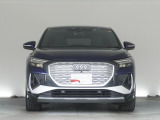 Q4スポーツバックe-tron 40 Sライン 
