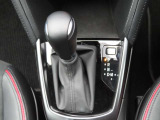 動かしやすい位置にシフトレバーがあります!状態もいいです!