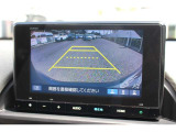 もちろんリアカメラも装備。安心、安全のために駐車時などの後方死角を減らします。また切り替えボタンを操作するとで、ノーマルビュー・ワイドビュー・トップダウンビューの切り替えが可能です!