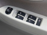 パワーウインドウを装備しております!後席ウインドゥの閉め忘れも運転席で解決できます♪