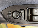 電動格納ミラー、パワーウインドウ