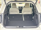 リアシートを倒せば長尺物の積載も可能な大容量ラゲッジスペース