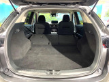 後席を格納すると、これだけの広さが!シーンに合わせたシートアレンジで、大きな荷物も積むことが出来ます♪