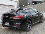 X4 M40i 4WD 