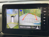 【マルチアラウンドモニター】専用のカメラにより、上から見下ろしたような視点で360度クルマの周囲を確認することができます☆死角部分も確認しやすく、狭い場所での切り返しや駐車もスムーズに行えます。