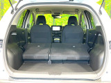 後席を格納すると、これだけの広さが!シーンに合わせたシートアレンジで、大きな荷物も積むことが出来ます♪