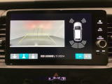 バックでの車庫入れも安心です! リアカメラが付いているバックモニター付のナビを装備しております。バンパーについているソナーや、操作線もついており距離感も画面から確認できます。