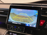 【バックカメラ】リバースにするだけで映ります、後方の安全確認や、狭い駐車場での車庫入れ、雨の日や夜間など視界の悪い時に便利です!安全にバックする為には欠かせない装備です。