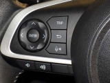 ステアリングスイッチ装備!運転しながら手元でオーディオの操作などができます。