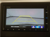 バックカメラ搭載です!車庫入れが苦手な人はもちろん、車両感覚に自信がある人にもお勧めです!見えない箇所が見えるようになるので、低い障害物や隠れてしまっている子供の存在等にも気付く事が出来ます。