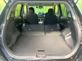 普段のお買い物や通勤、送迎等に十分な荷室スペースを確保しております。セカンドシートを倒すと、大きな荷物の積載も可能です♪
