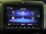 センターパネルにスッキリと収まった純正オーディオです!お気に入りの音楽・ラジオを聴きながら楽しいドライブをお楽しみくださいね♪