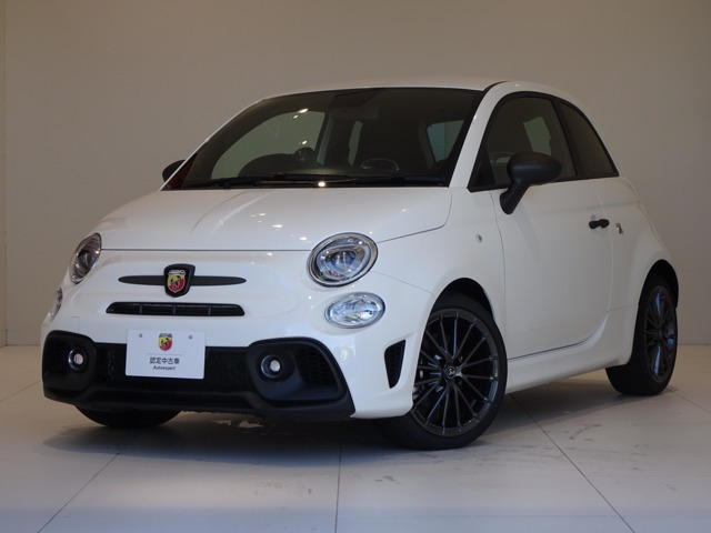 アバルト595 F595